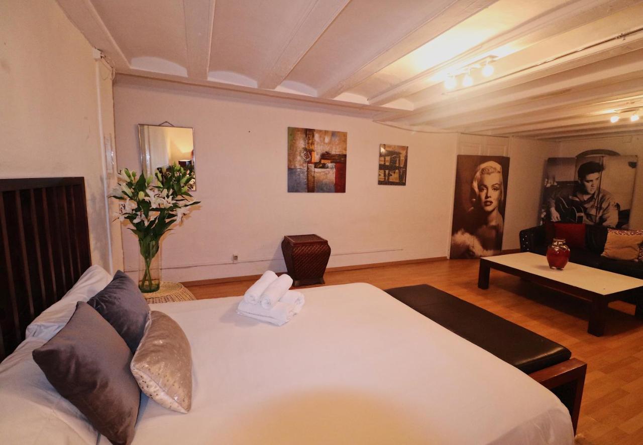 Efate Rooms Barcelona Exteriör bild